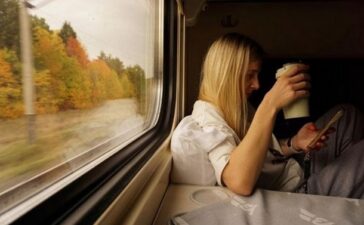 «Укрзалізниця» додає жіночі купе на маршрути через Дніпро