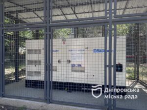 У Дніпрі встановлюють генератори у медустановах для забезпечення безперебійної робити