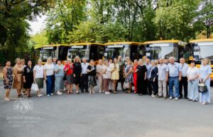 Ще 10 шкільних автобусів для громад області