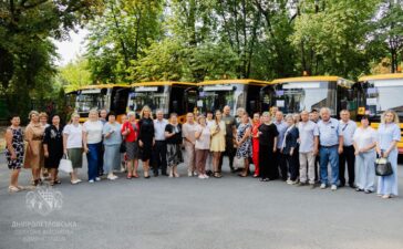 Ще 10 шкільних автобусів для громад області