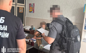 Експосадовець дніпровської лікарні затриманий за хабар