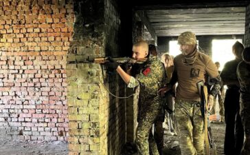 Для молоді Дніпра провели військовий вишкіл
